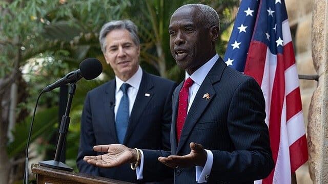 The Political Landscape in Angola: Navigating Challenges and Opportunities