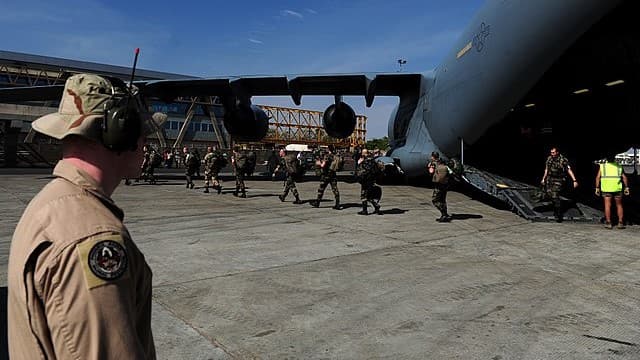 What France loses by closing its military bases in Africa
