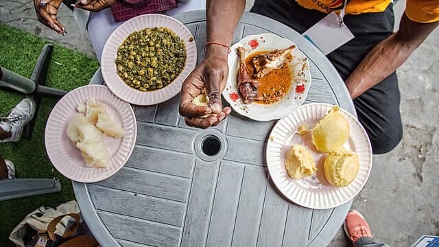 Banana Leaves and Bold Spices: Pointe-Noire’s Street Food Heritage