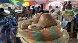 Libreville’s Markets Reveal the Heart of Gabonese Cuisine