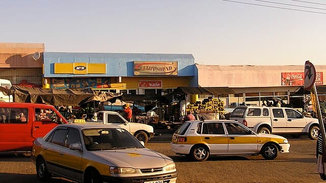 Local Markets in Lesotho Offer Authentic Crafts and Flavors