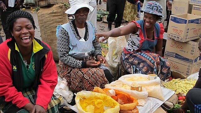 Colorful Markets in Zimbabwe Reflect Community and Creativity