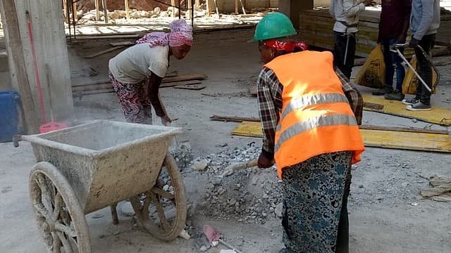 Ethiopian women and safety: why some switch their ethnic identity when they start working
