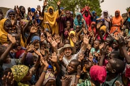 Artisans in Niger Keep Pottery, Textiles, and Jewelry Traditions Alive